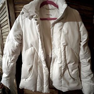 Calvin Klein Women's Cream Performance Puffer Jacket
